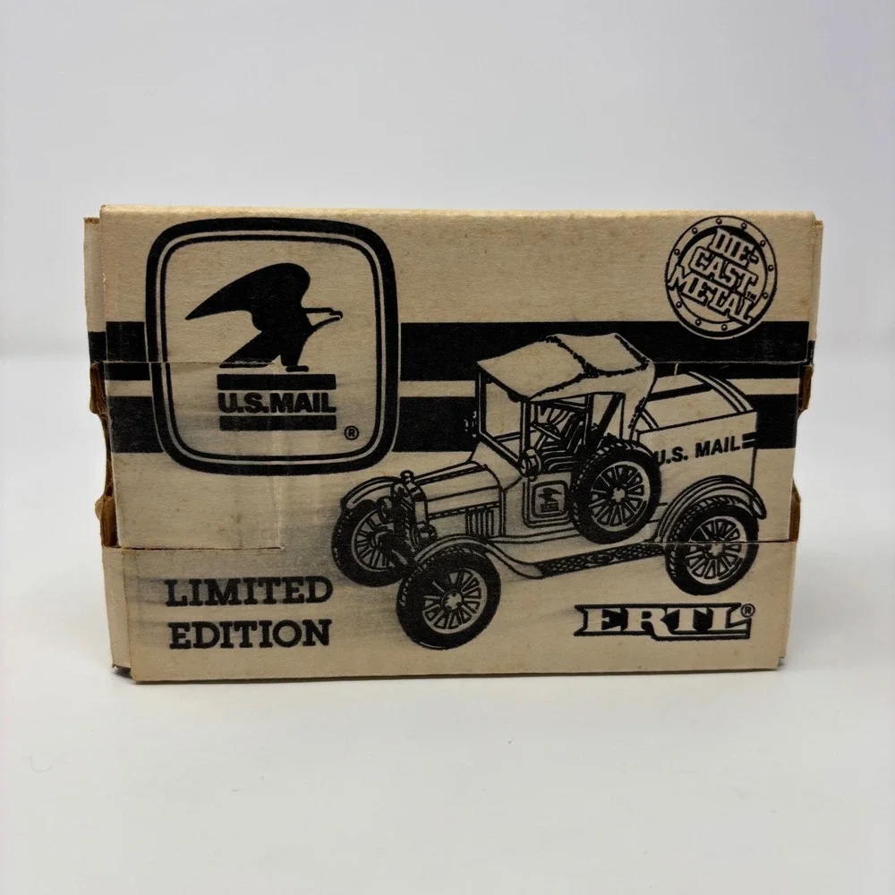 Limited Edition 1918 Ford Model T Runabout US Mail 1:25 Diecast ERTL Coin Bank